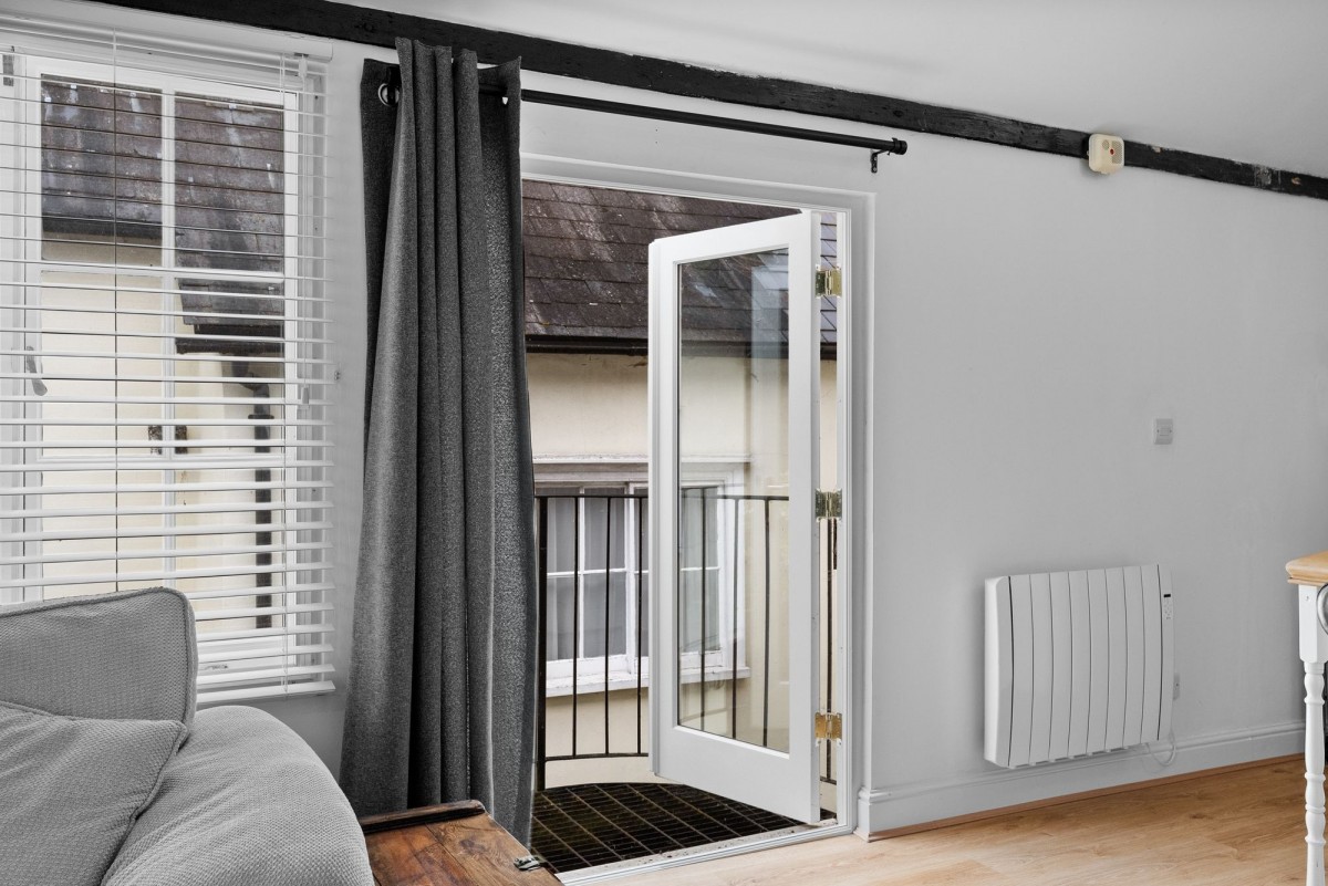 Holttums Yard, Linton, CB21