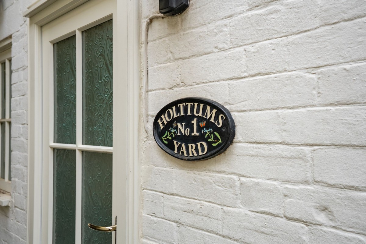 Holttums Yard, Linton, CB21