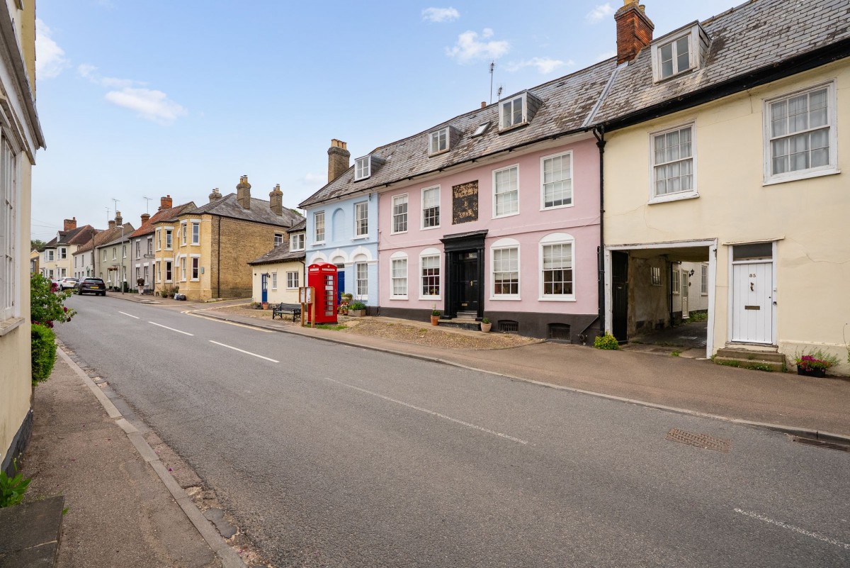 Holttums Yard, Linton, CB21