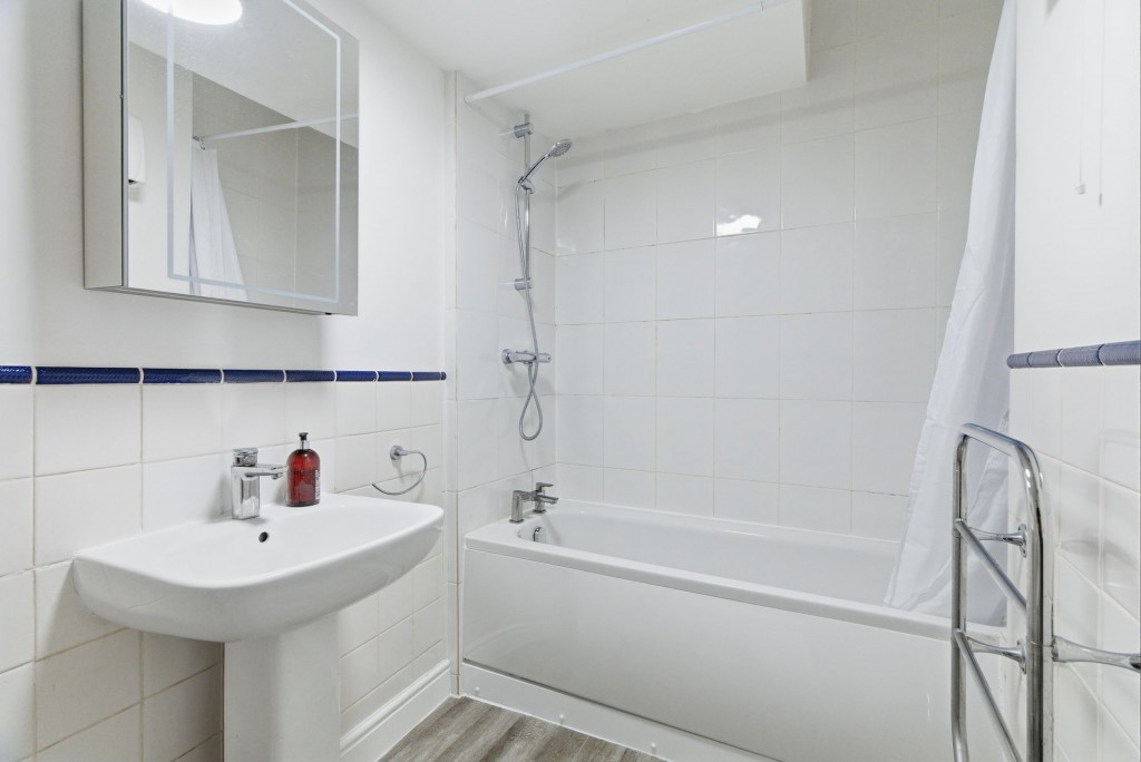 Holttums Yard, Linton, CB21