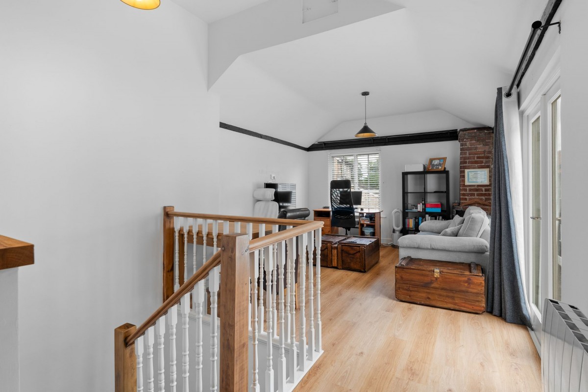 Holttums Yard, Linton, CB21