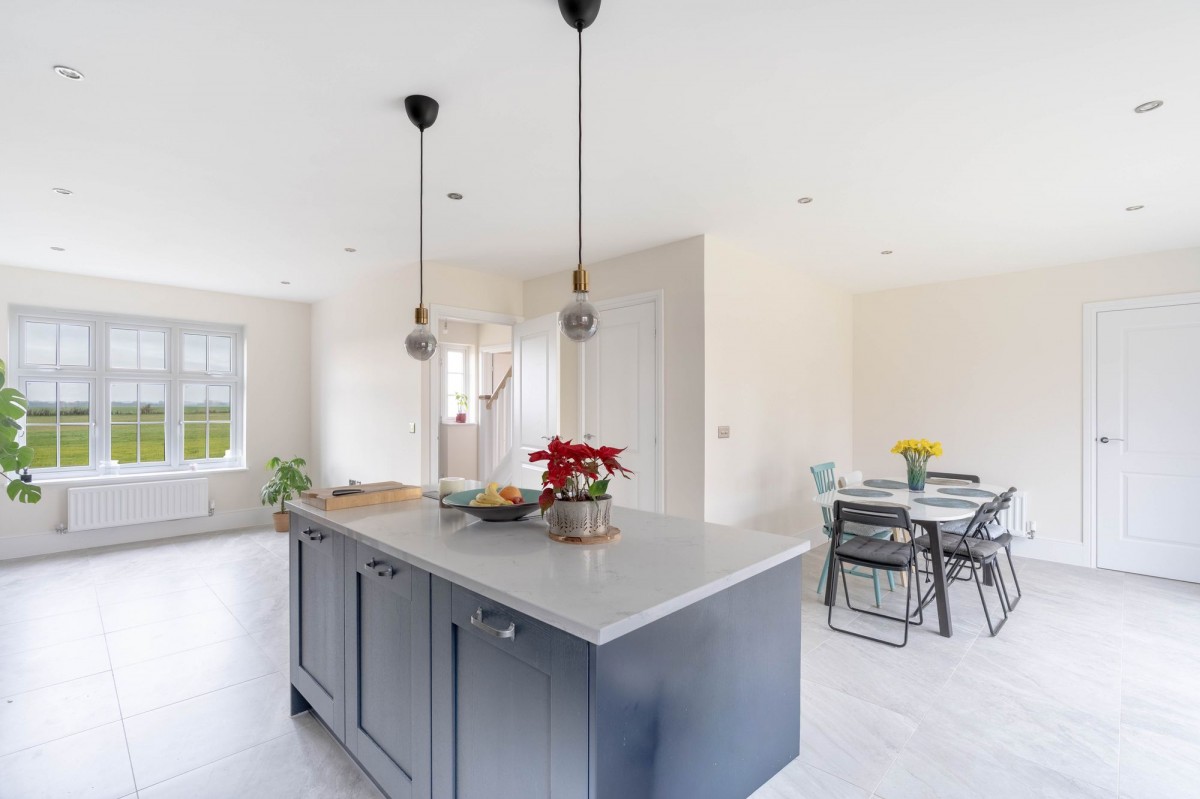 Groves Way, Cottenham, CB24