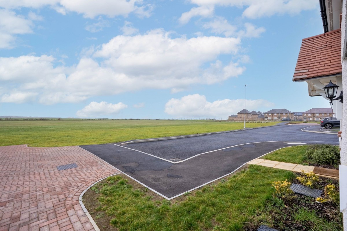 Groves Way, Cottenham, CB24