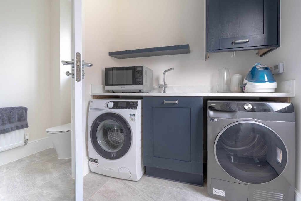 Groves Way, Cottenham, CB24