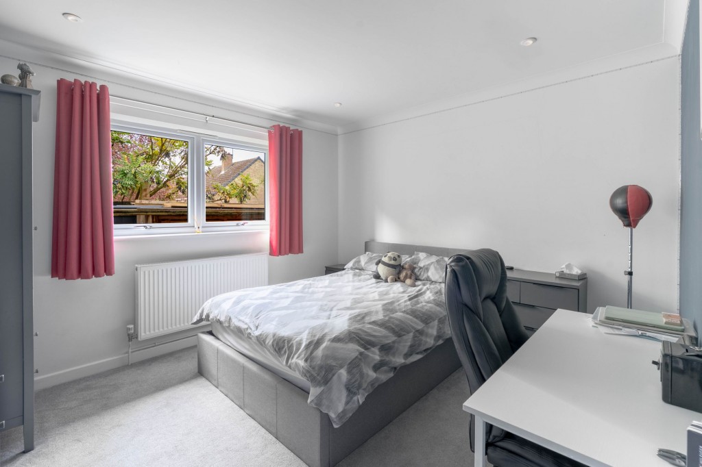 Coles Lane, Linton, CB21