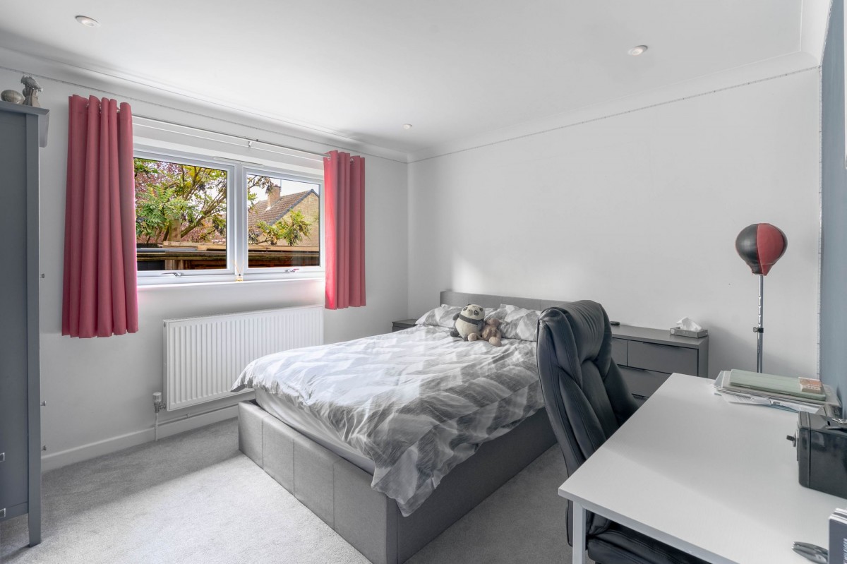 Coles Lane, Linton, CB21