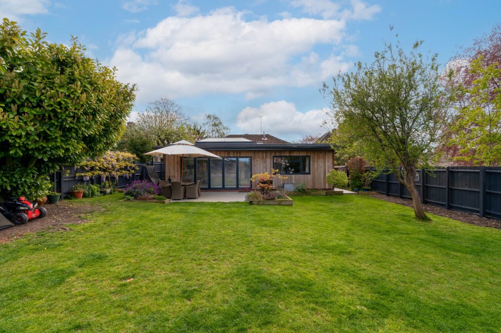 Coles Lane, Linton, CB21