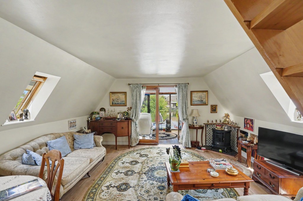 Fen Bank, Isleham, CB7