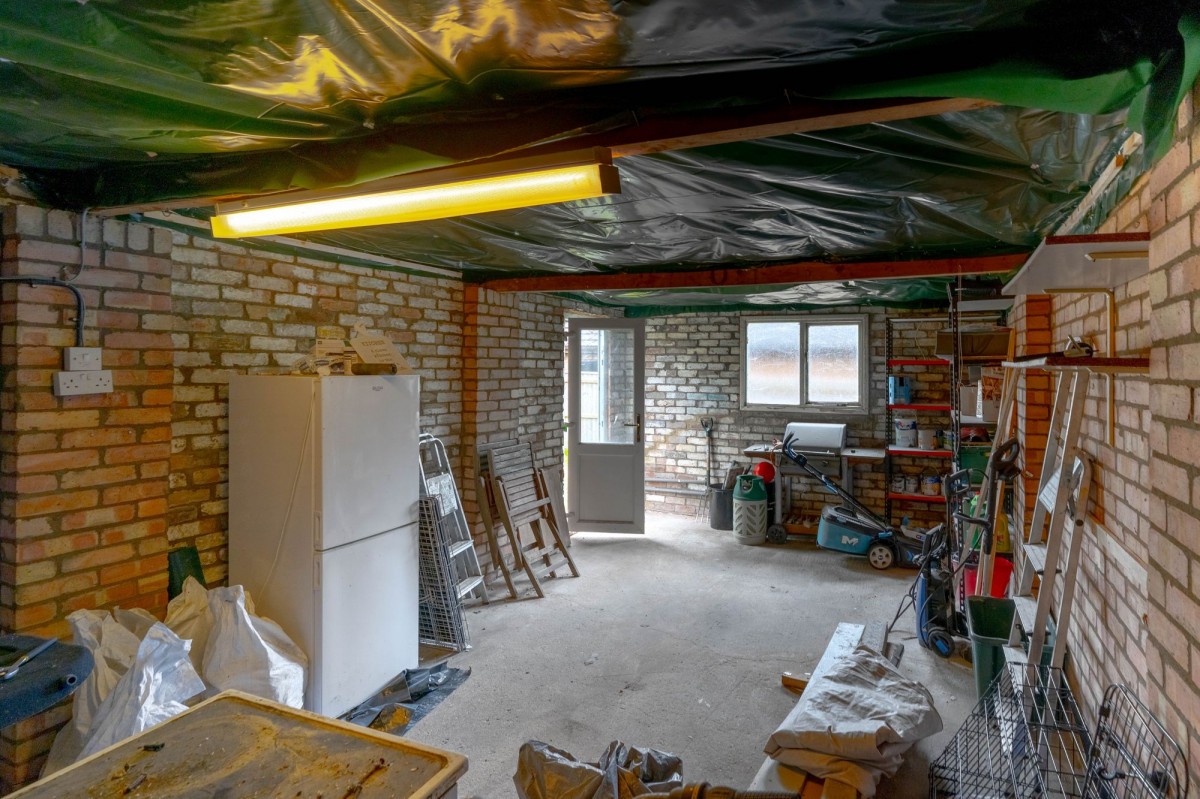 High Street, Earith, PE28