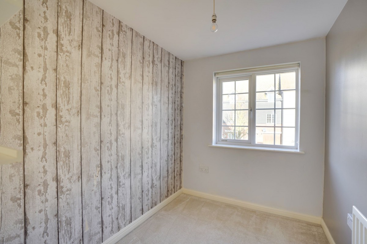 Acorn Way, Red Lodge, IP28