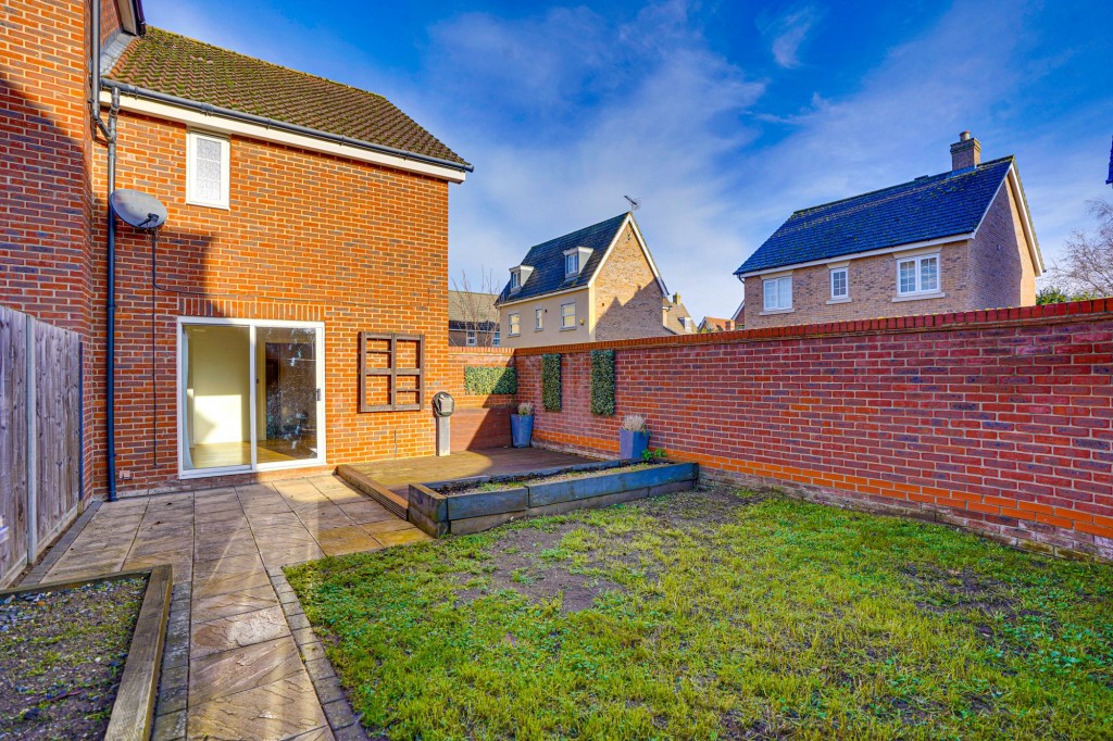 Acorn Way, Red Lodge, IP28