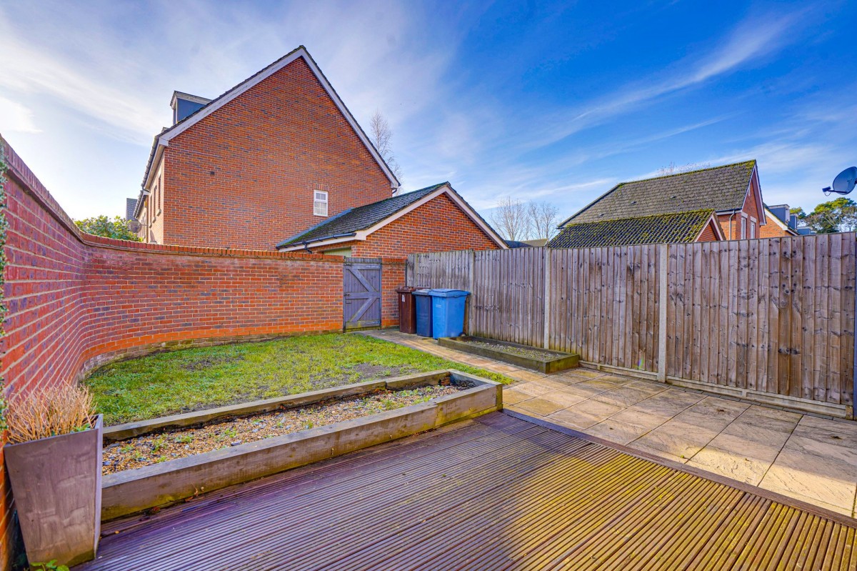 Acorn Way, Red Lodge, IP28