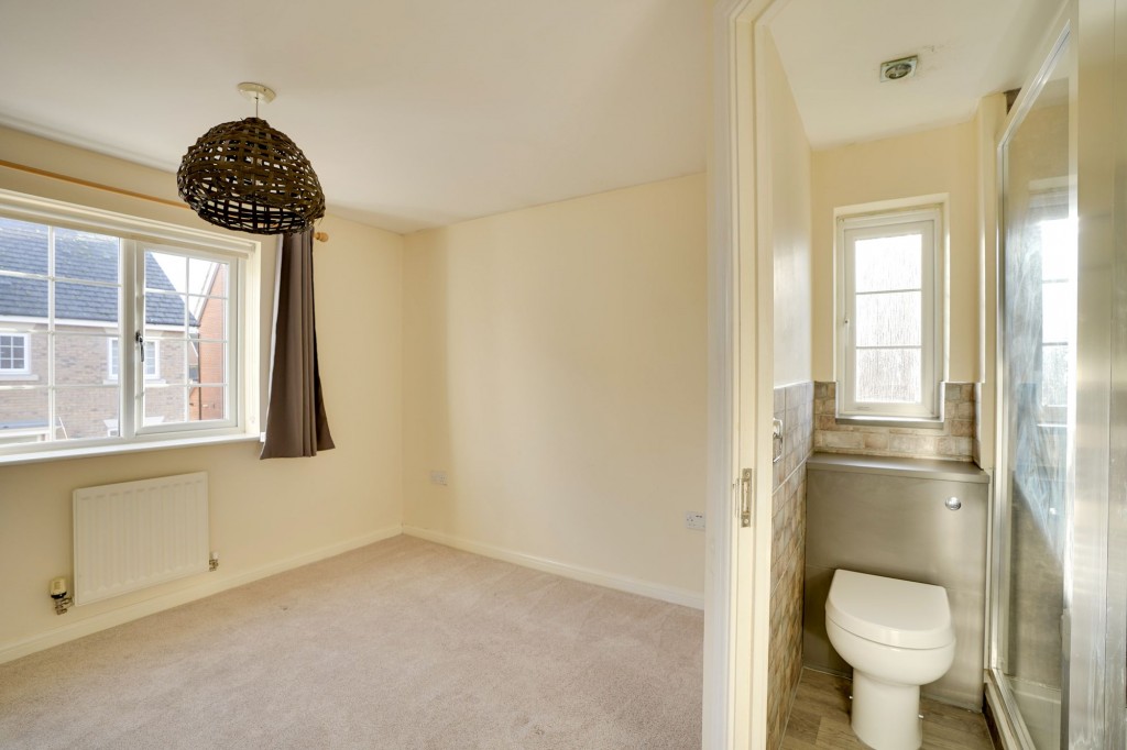 Acorn Way, Red Lodge, IP28