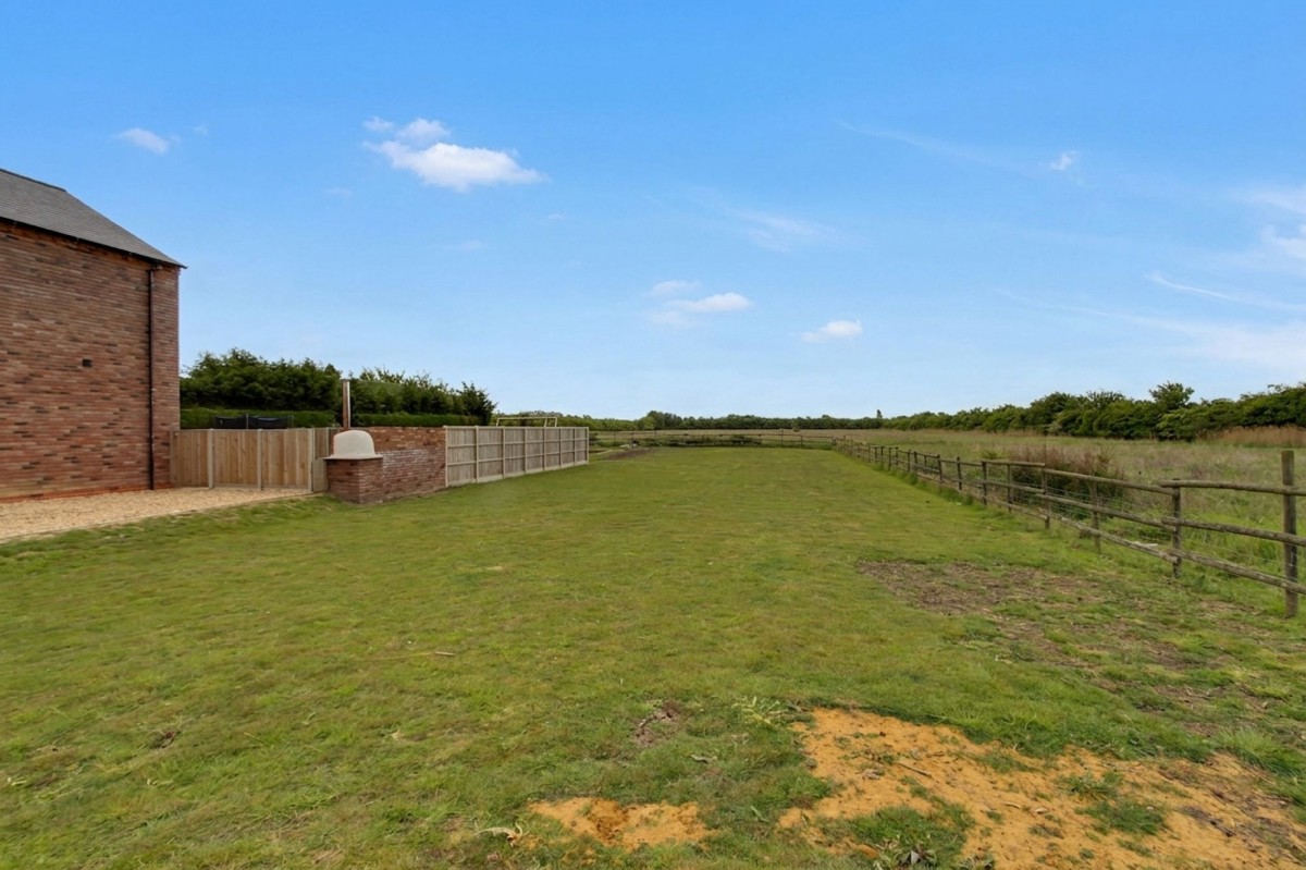 Langary Gate Road, Gedney Hill, PE12
