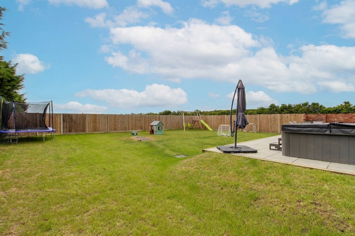 Langary Gate Road, Gedney Hill, PE12