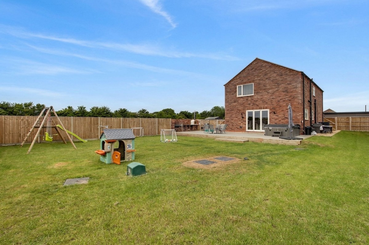 Langary Gate Road, Gedney Hill, PE12