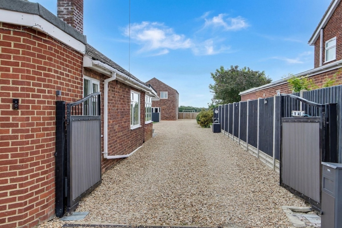 Langary Gate Road, Gedney Hill, PE12