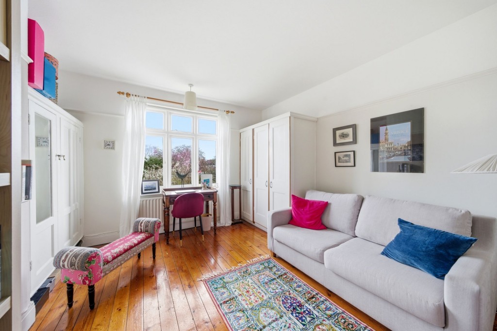 Hurst Park Avenue, Cambridge, CB4