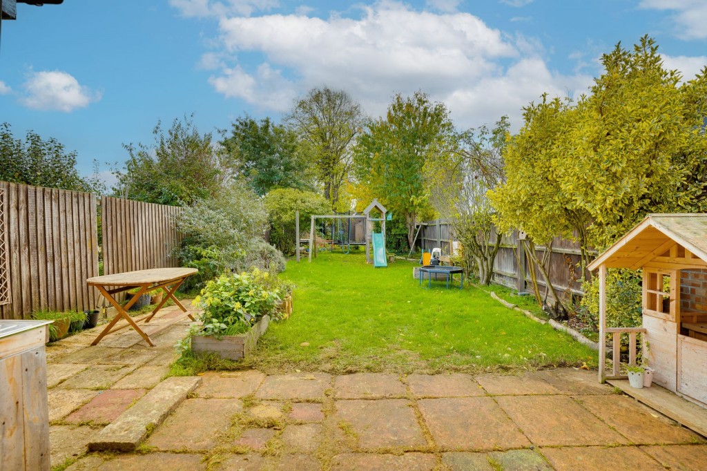 Millbank, Newmarket, CB8