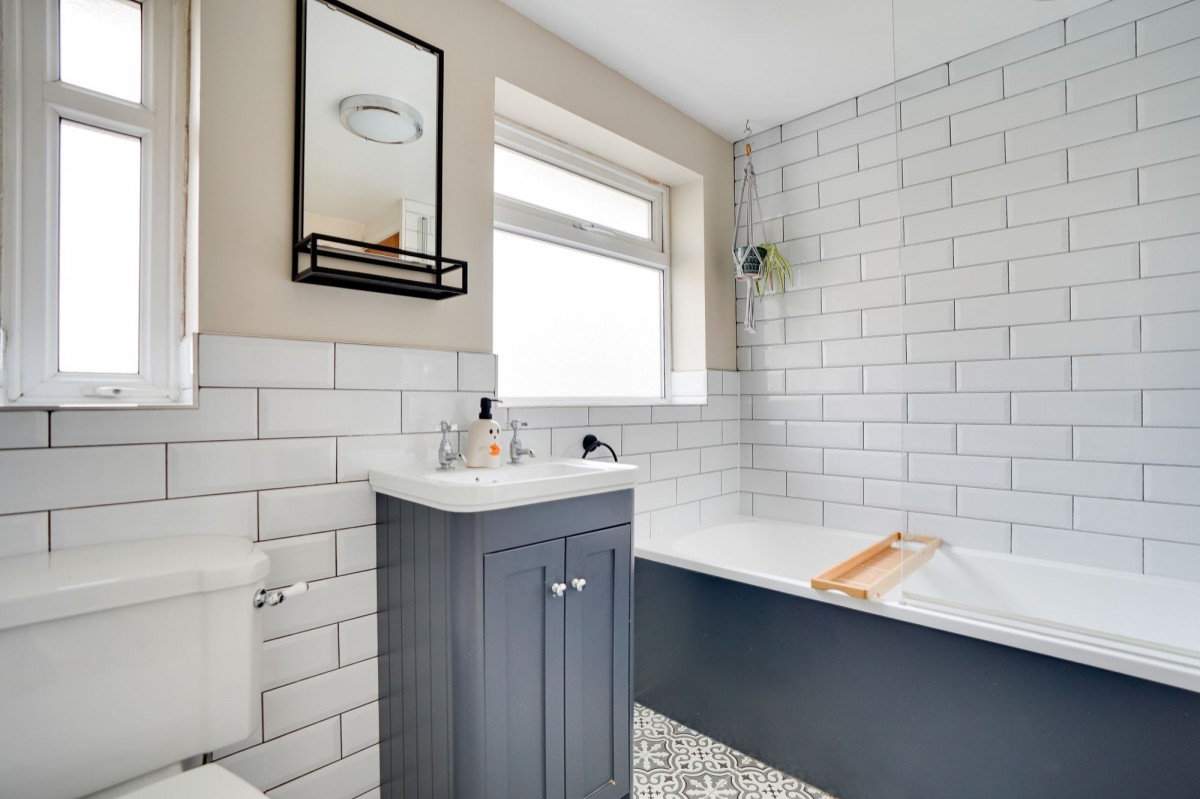 Millbank, Newmarket, CB8