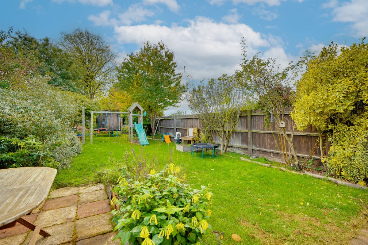 Millbank, Newmarket, CB8