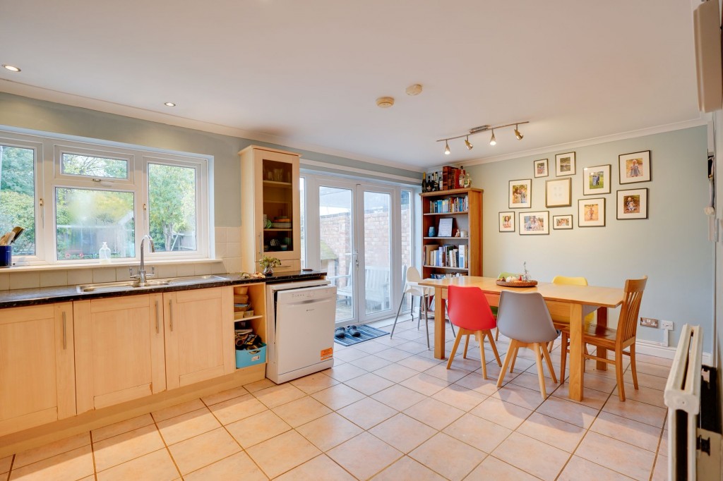 Millbank, Newmarket, CB8