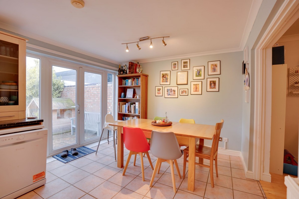 Millbank, Newmarket, CB8