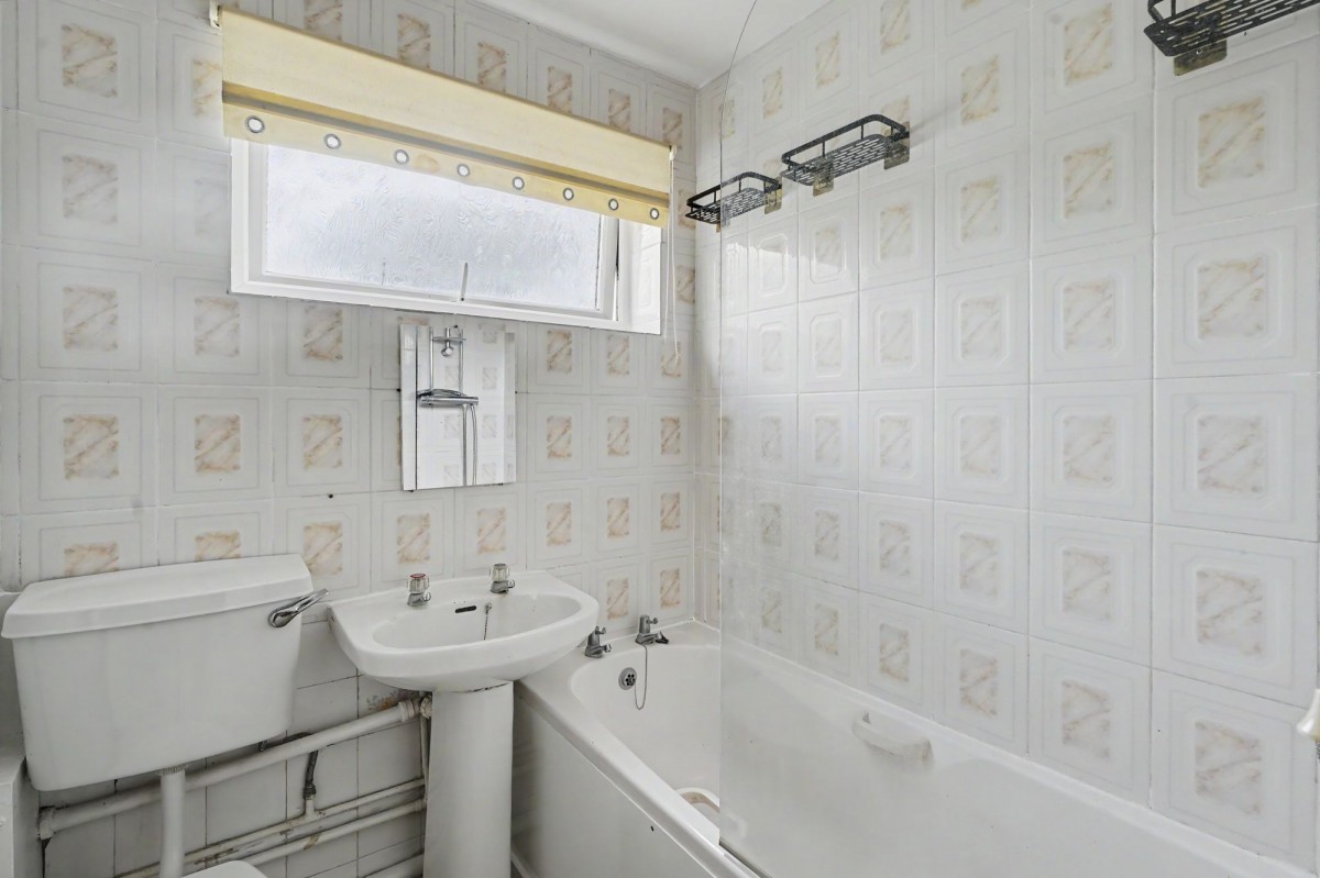 Aureole Walk, Newmarket, CB8