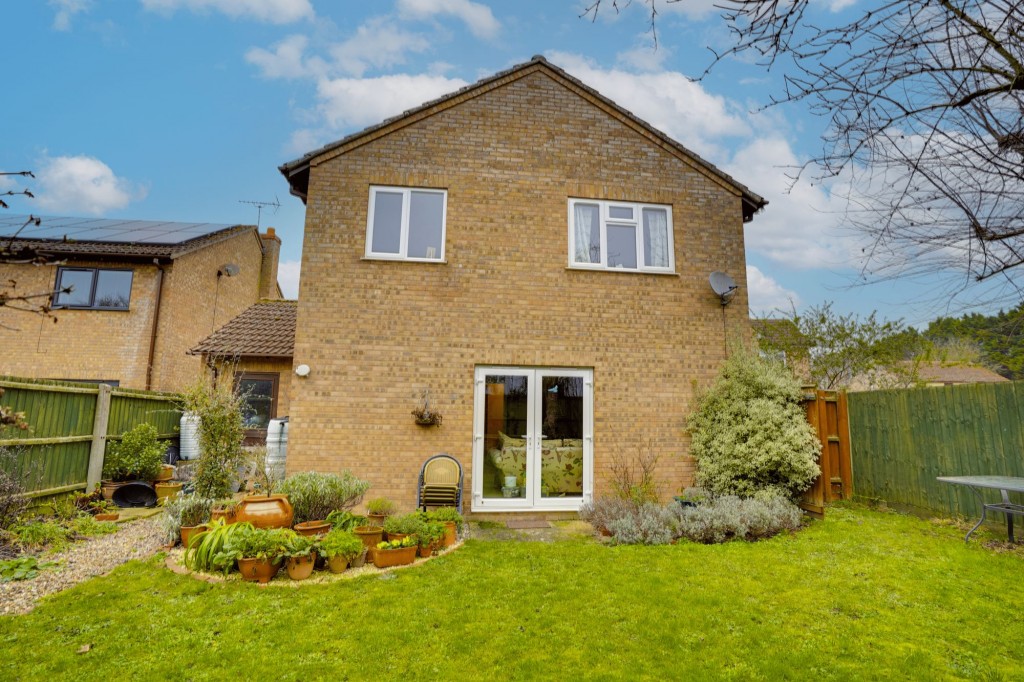 Ellwood Close, Isleham, CB7