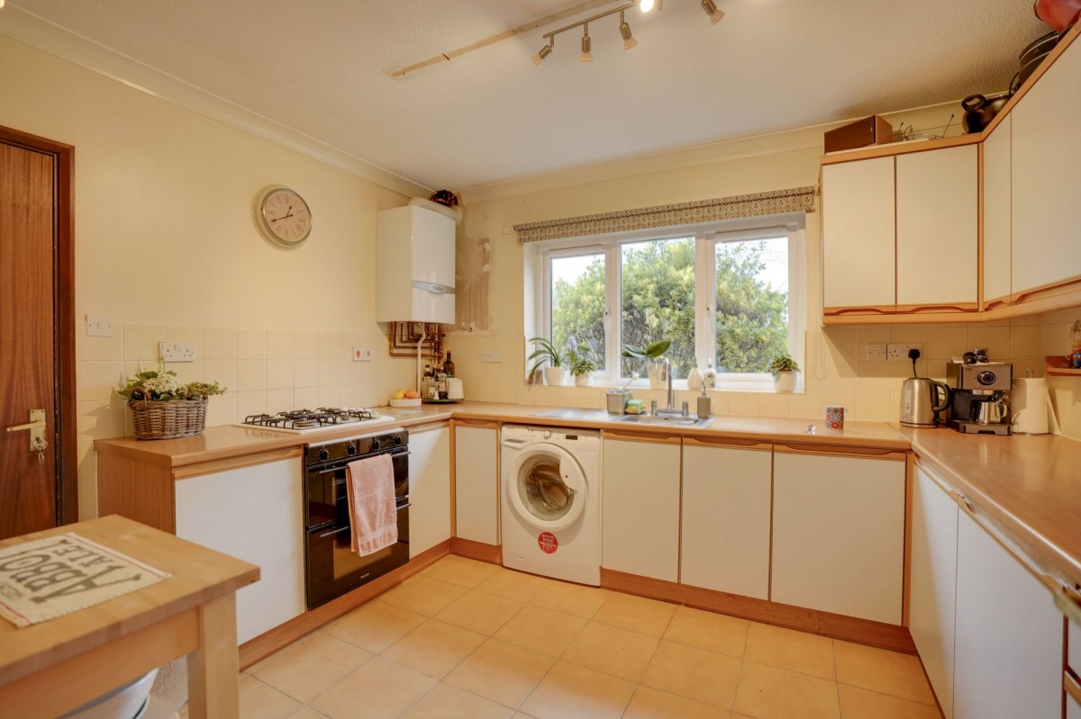 Ellwood Close, Isleham, CB7