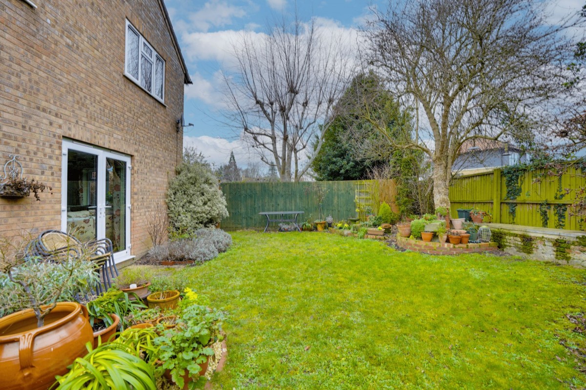 Ellwood Close, Isleham, CB7