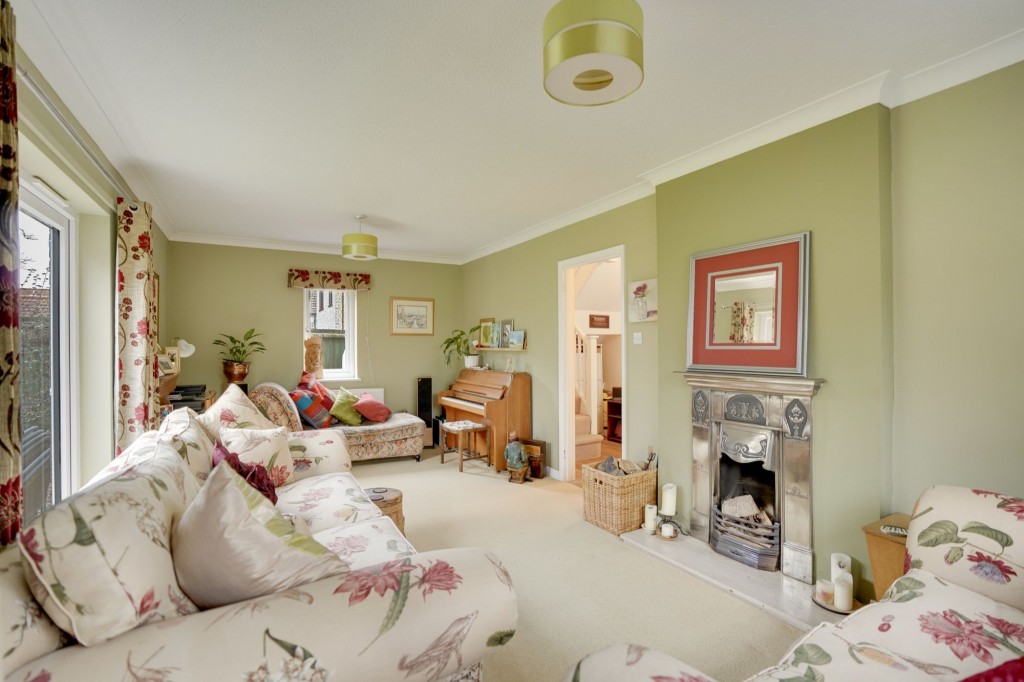 Ellwood Close, Isleham, CB7