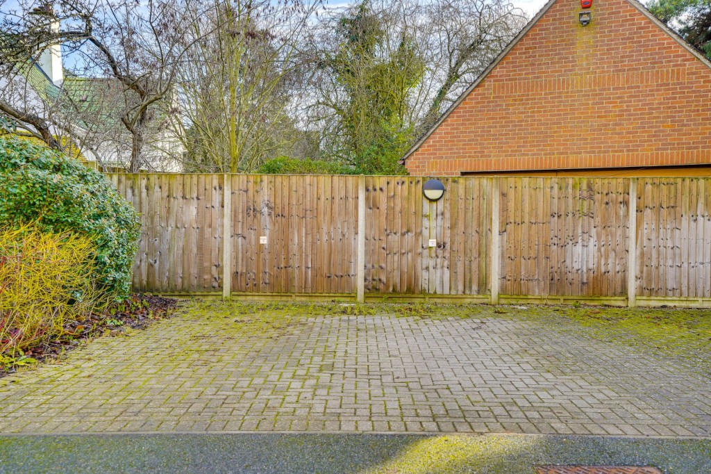 Fordham Road, Nowell Lodge Fordham Road, CB8