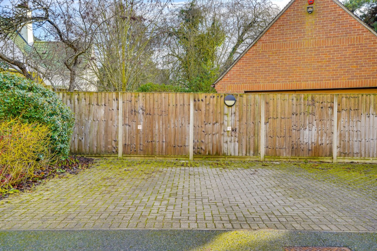 Fordham Road, Nowell Lodge Fordham Road, CB8