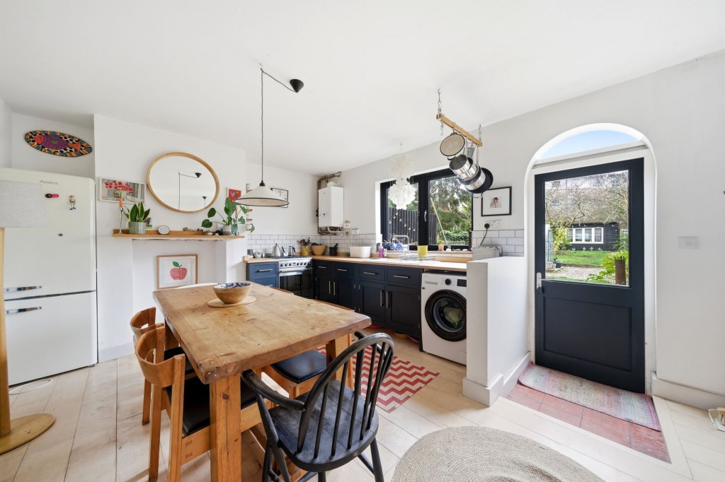 Suez Road, Cambridge, CB1