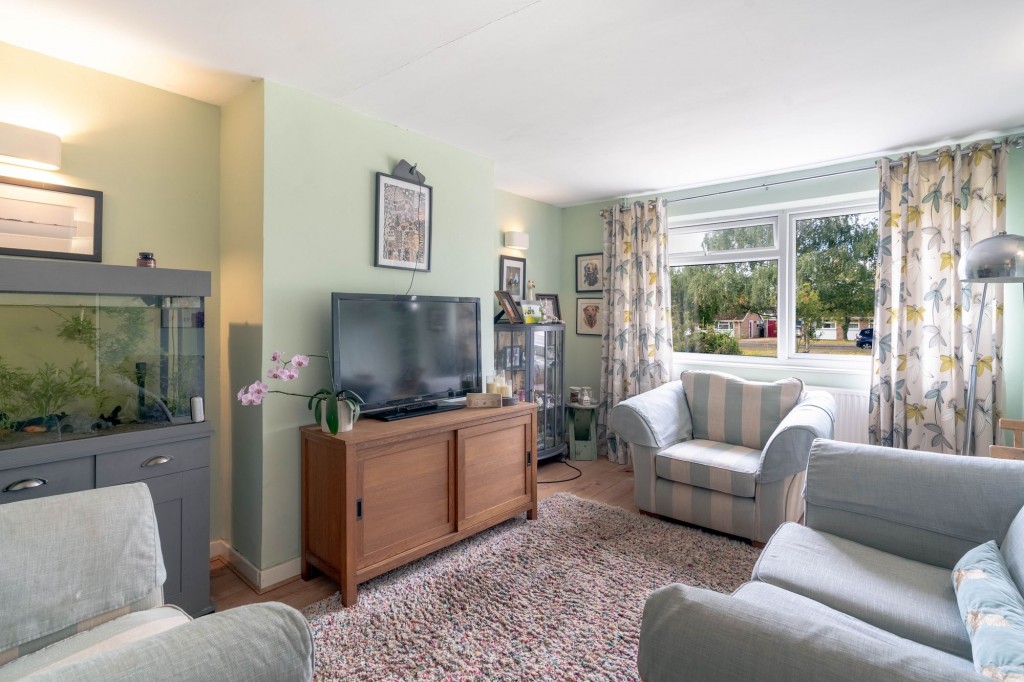 Linden Way, Haddenham, CB6