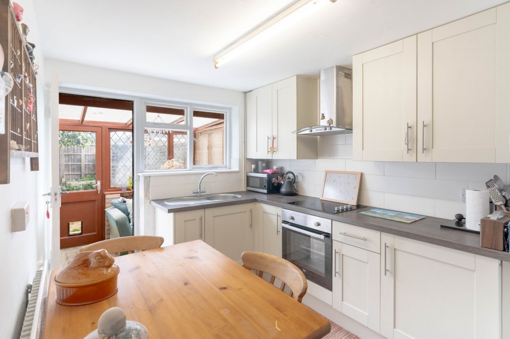 Linden Way, Haddenham, CB6