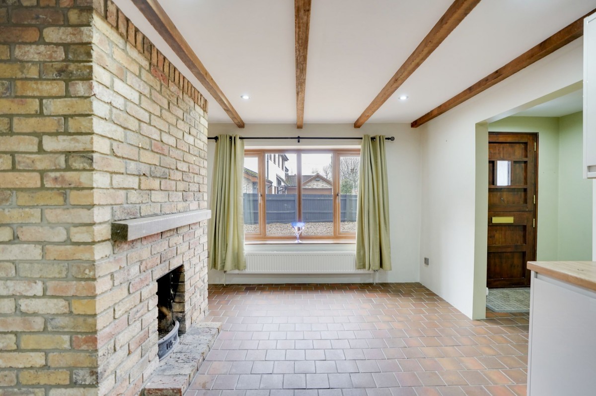 East Fen Road, Isleham, CB7