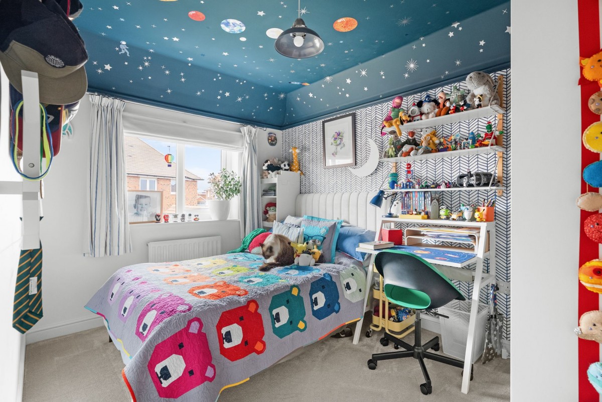 Gurteen Avenue, Little Wratting, CB9