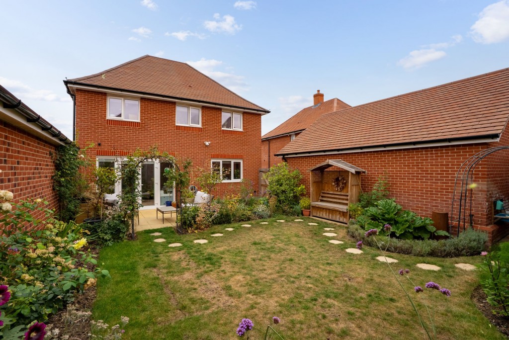 Gurteen Avenue, Little Wratting, CB9