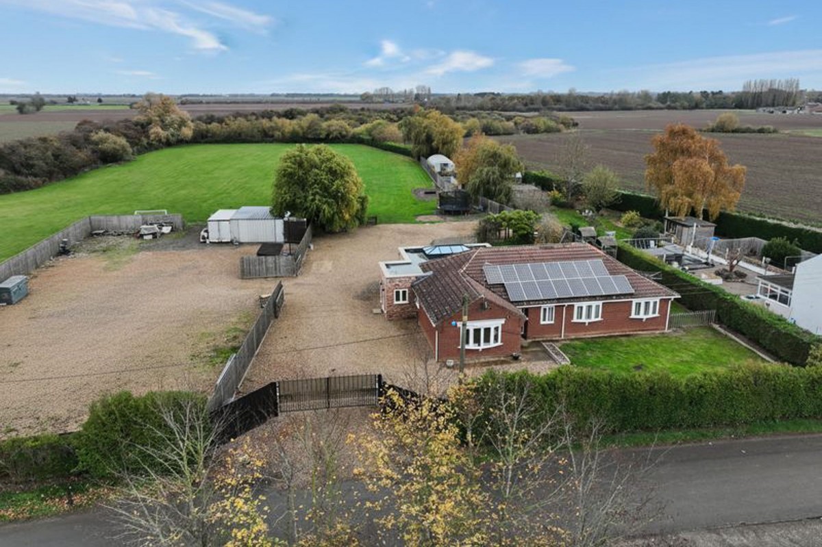 Marsh Road, Walpole St. Andrew, PE14