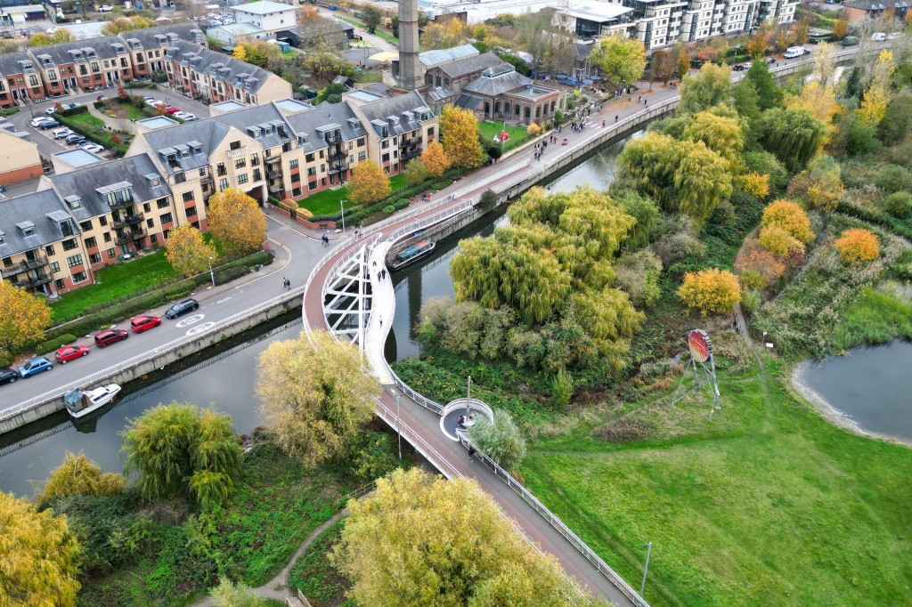 Scholars Walk, Cambridge, CB4