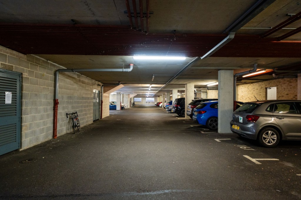 Scholars Walk, Cambridge, CB4