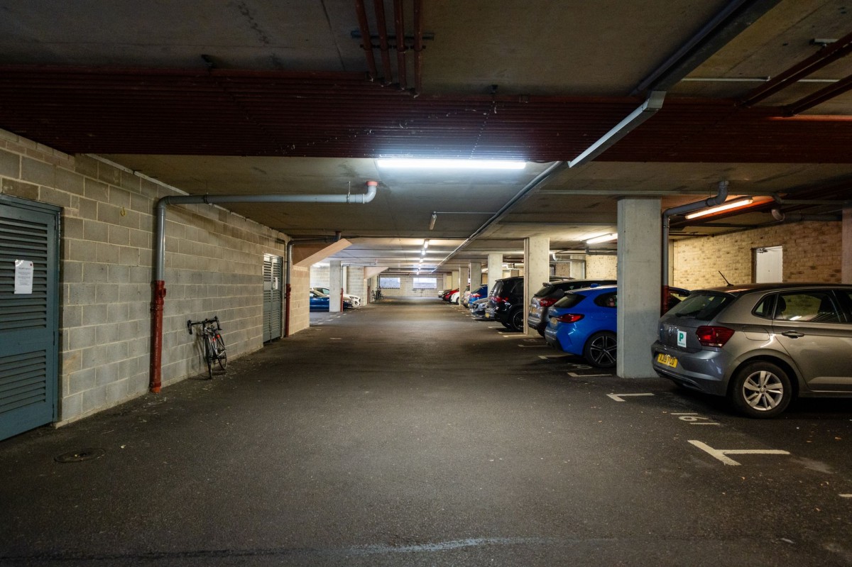 Scholars Walk, Cambridge, CB4