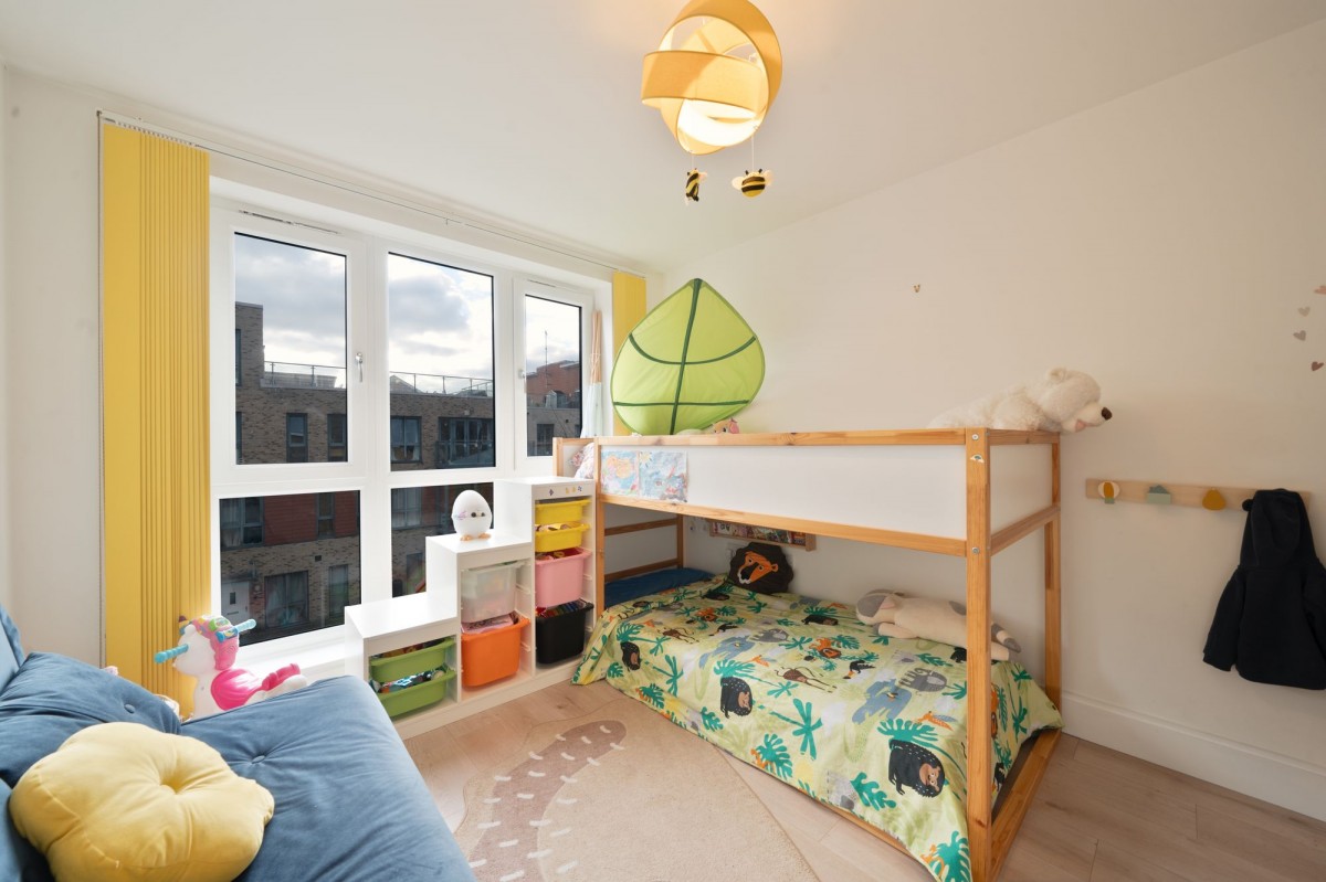 Scholars Walk, Cambridge, CB4