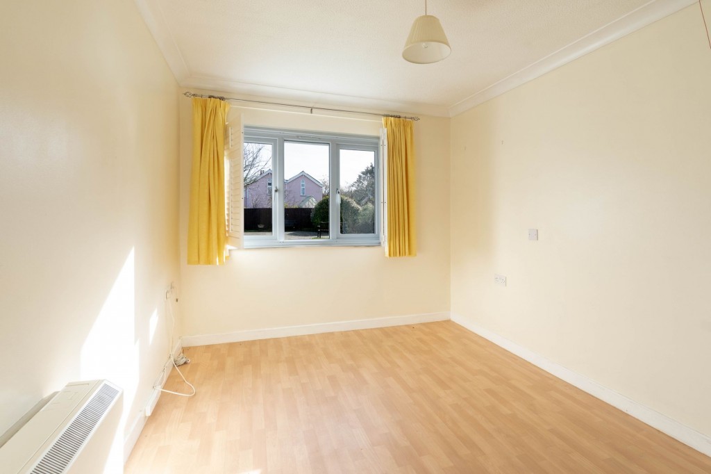 Dovehouse Close, Linton, CB21