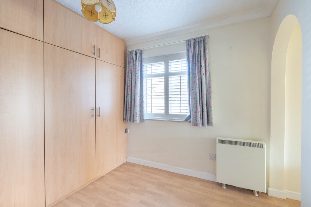 Dovehouse Close, Linton, CB21