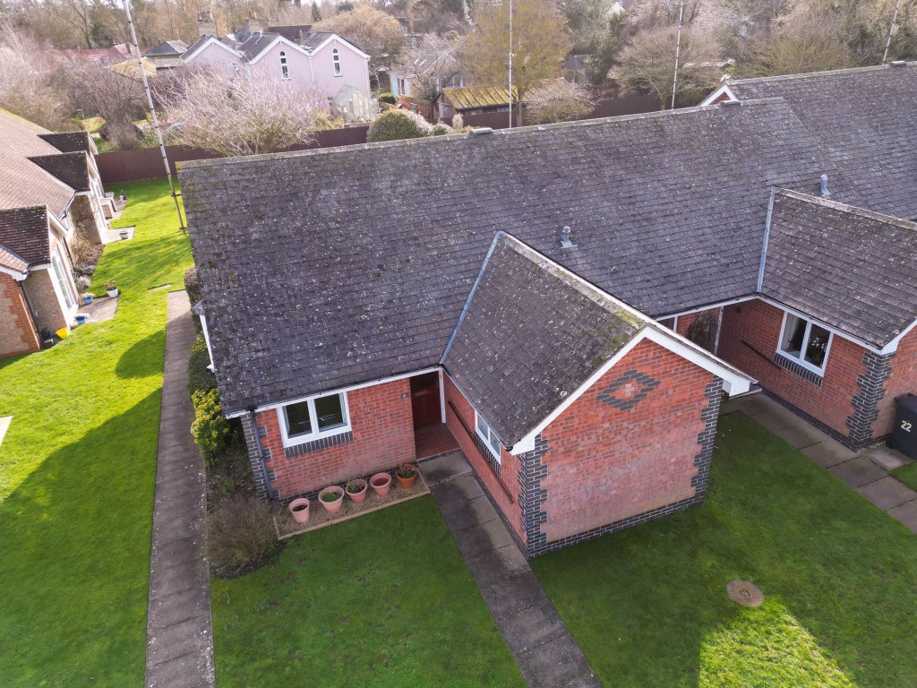 Dovehouse Close, Linton, CB21