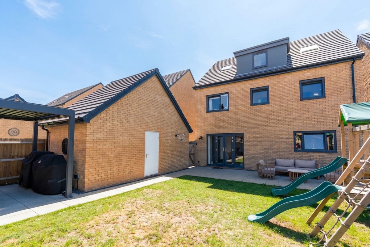 Mallard Lane, Northstowe, CB24