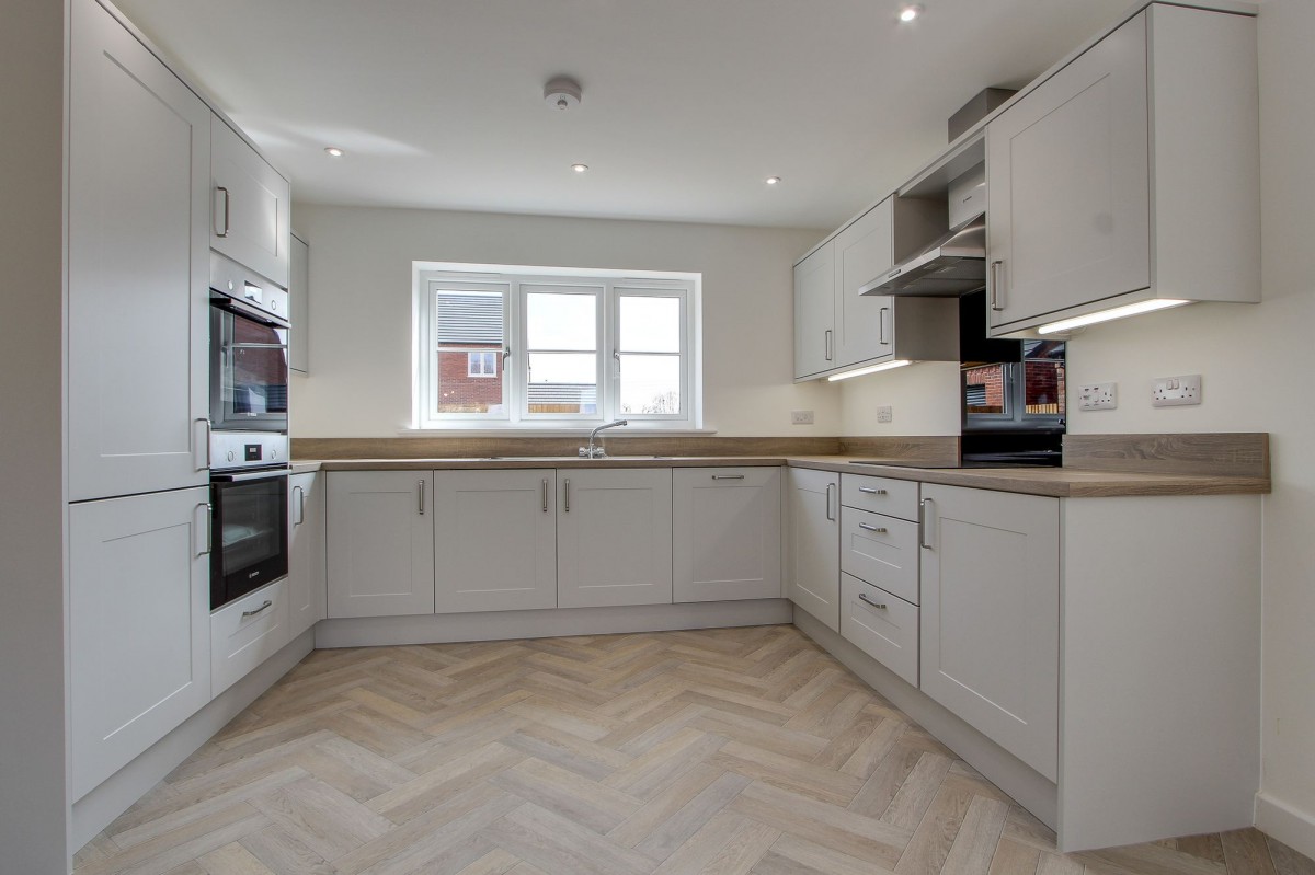 Magnolia Drive, Chapel Drove, PE12